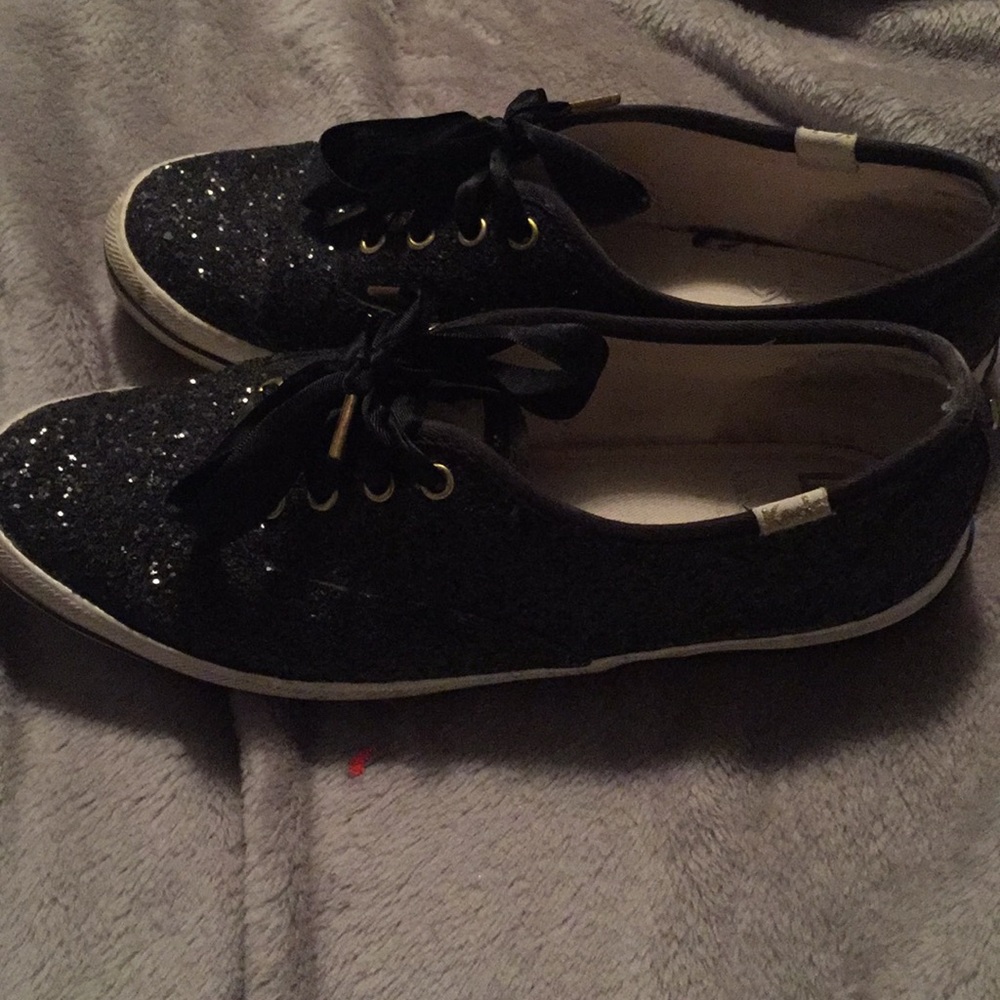 Used - Picture 2 of 2